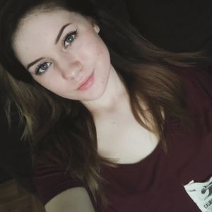 Meet your Posher, Tabitha